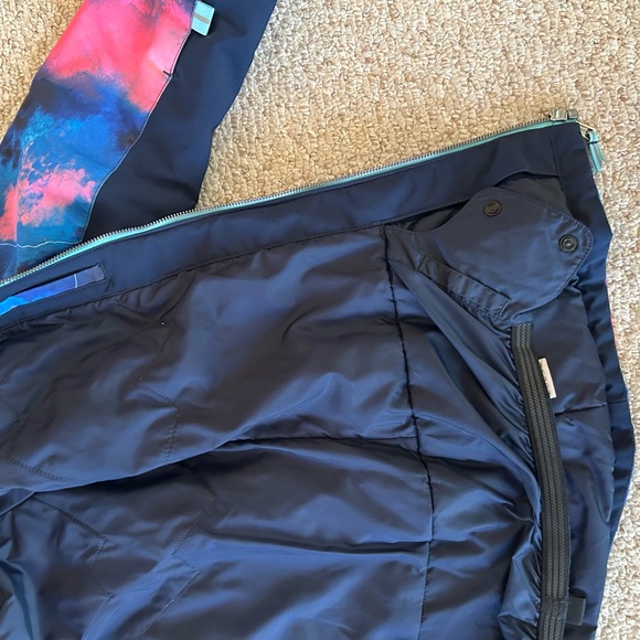 O’Neill Girl’s Snow Outerwear Jacket. Navy, Hooded, Girl’s size 14. - Picture 10 of 14